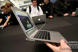Illustration for article titled MacBook Air Hands-on
